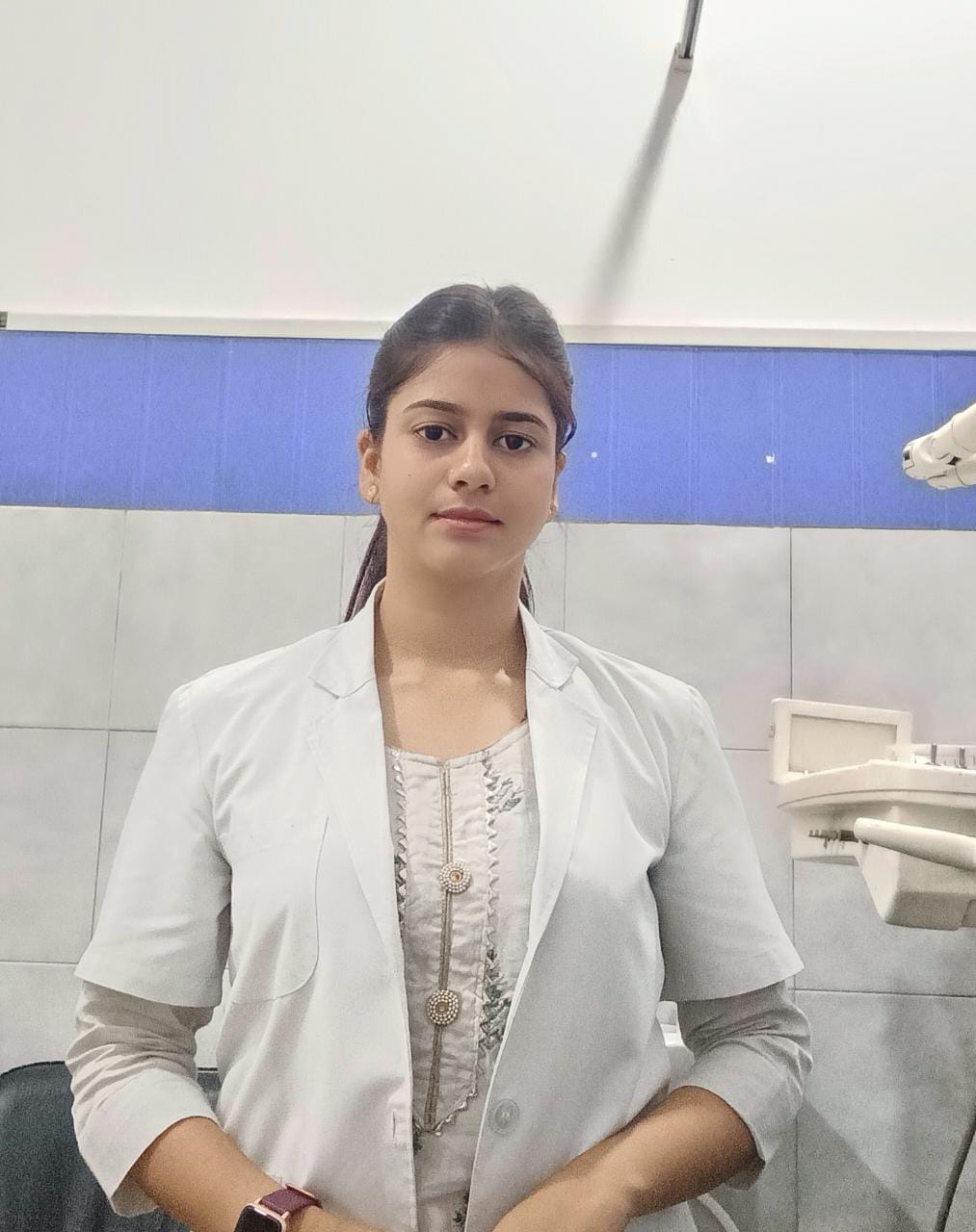 Dr. Divya Tiwari - Academic Head & Course Coordinator